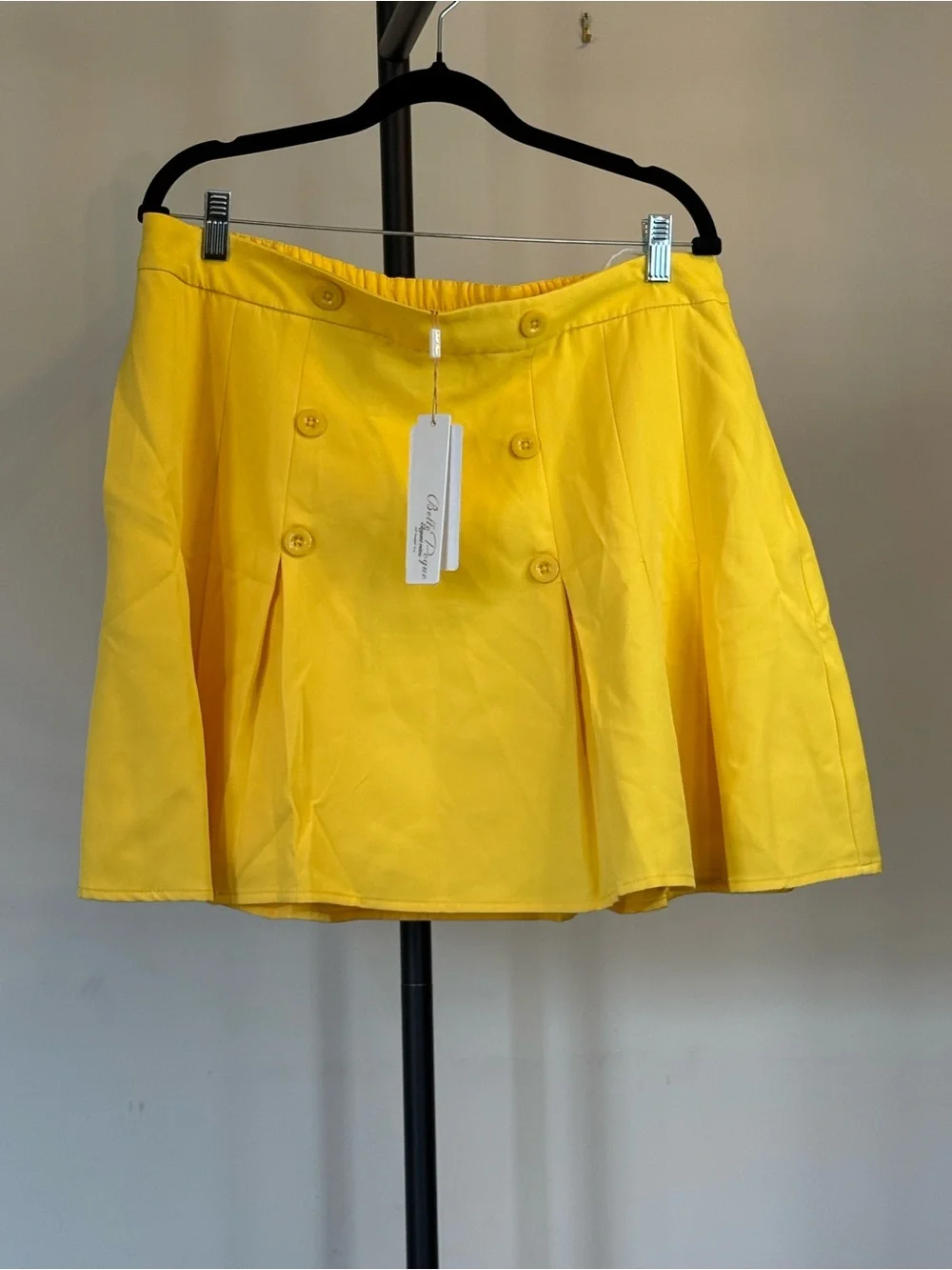 3/$15 Retro Sunny Yellow Pleated Mini Skirt - Picture 2 of 3